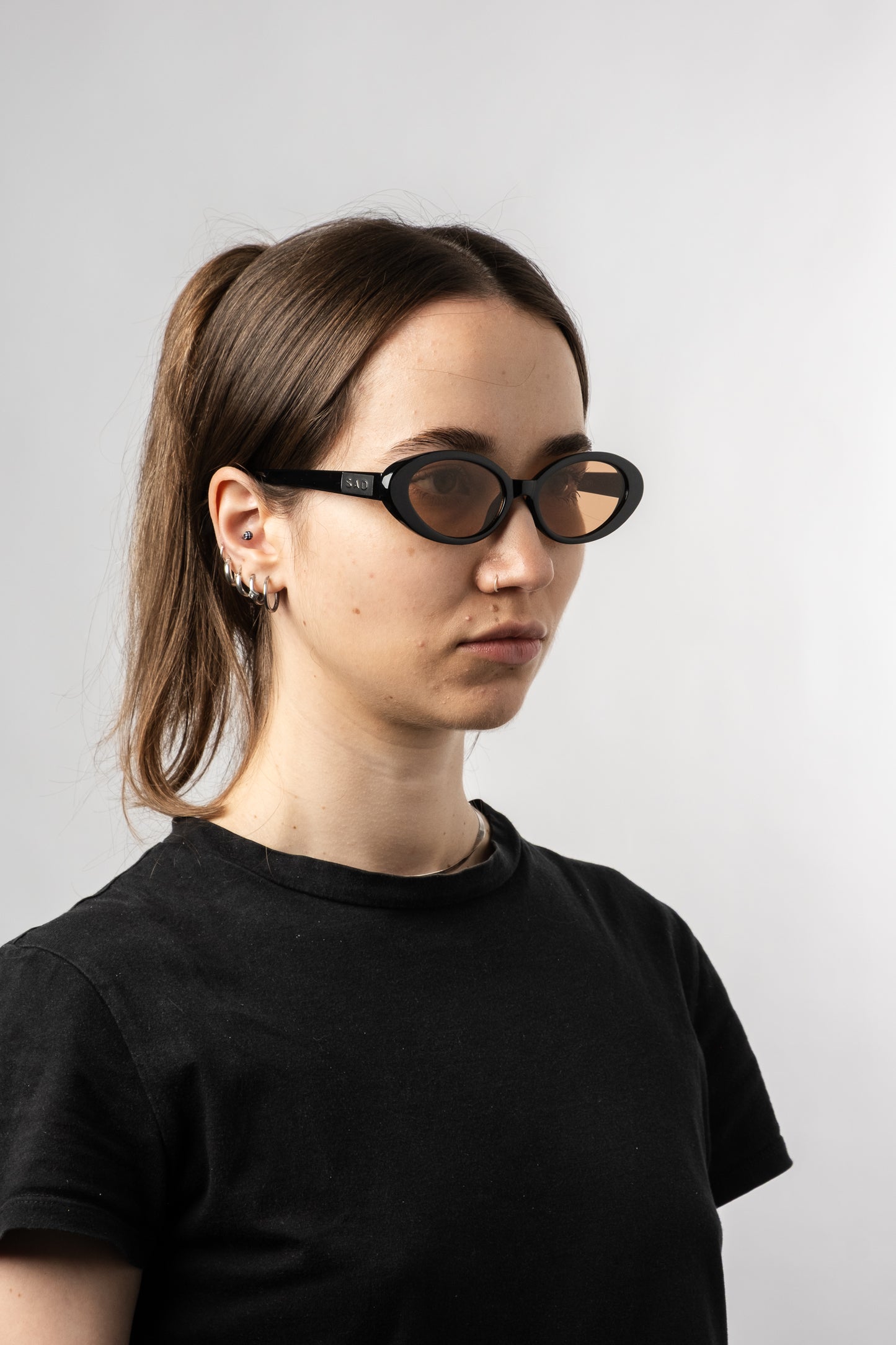 BLOOM // GLOSS BLACK [LIGHT BRONZE LENS]
