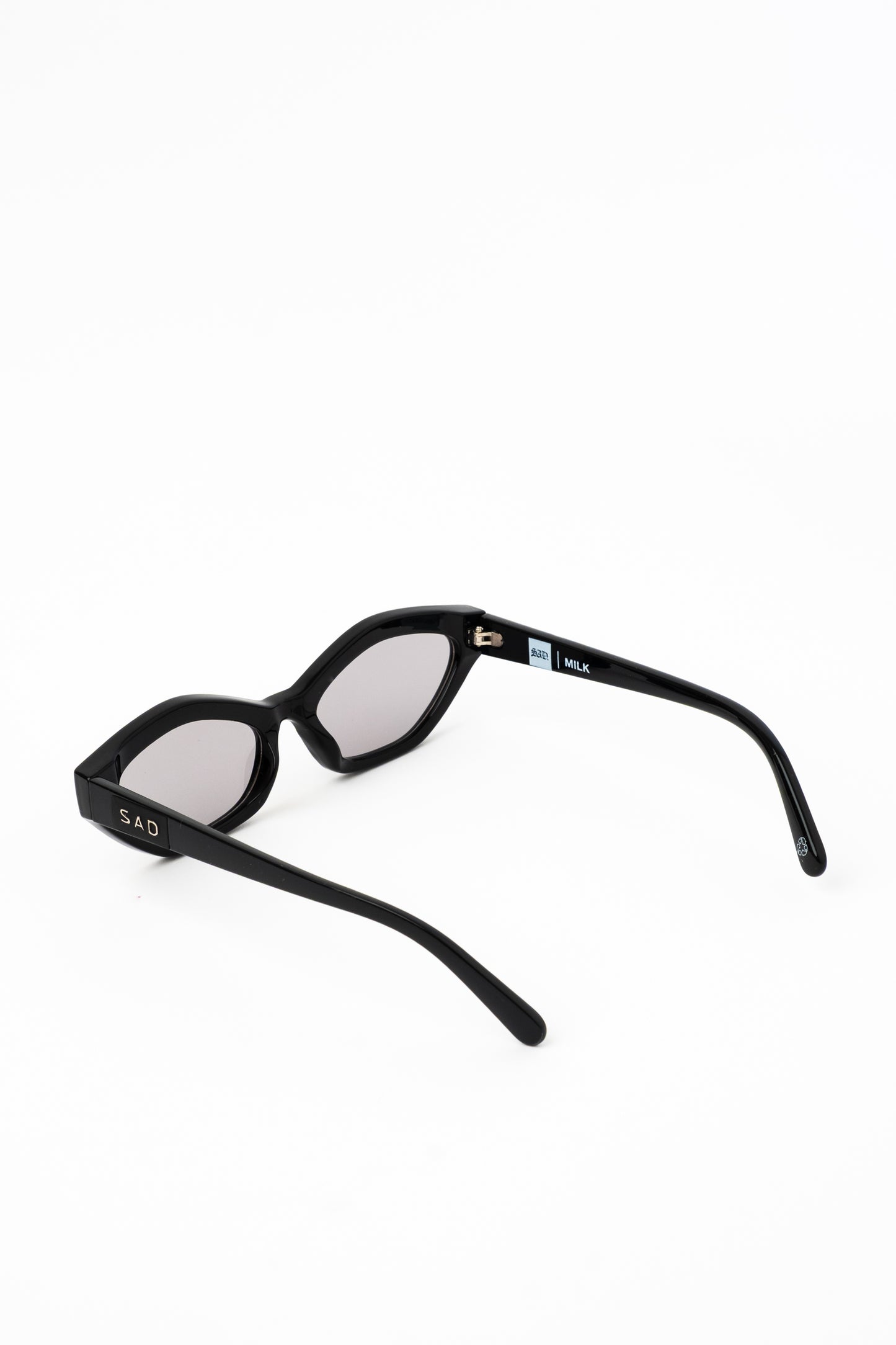 MILK // GLOSS BLACK [LIGHT GREY TINT LENZ]